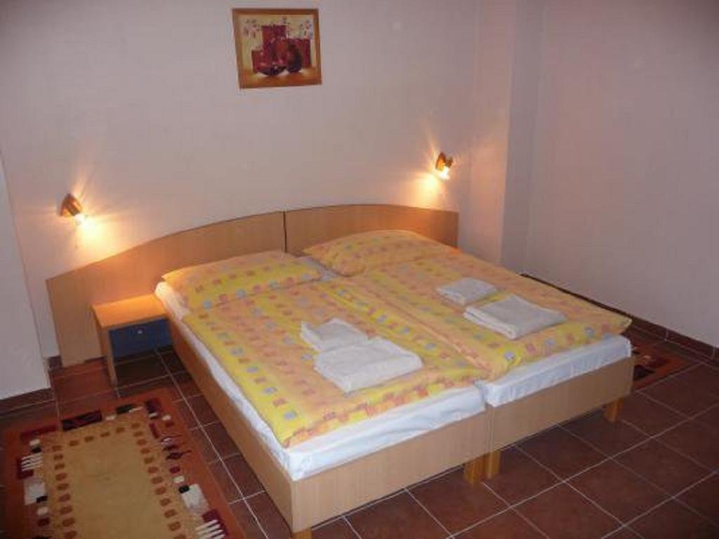 Batavya Penzion Топольчани Номер фото